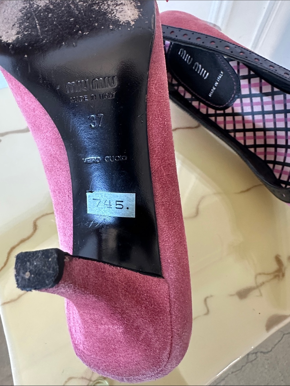 Miu Miu Burgundy Suede Pointed Pumps with Black Bow Trim - Picture 5 of 5